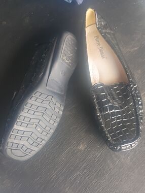 Pierre Dumas Black Croc-Embossed Slip-On Loafers